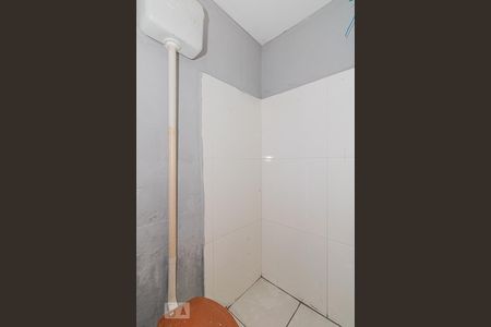 Banheiro de kitnet/studio para alugar com 1 quarto, 20m² em Vila Guilherme, São Paulo