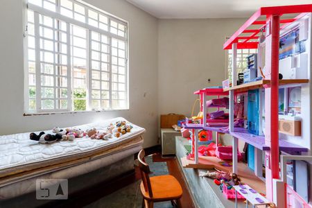 Sala de Lareira de casa à venda com 3 quartos, 370m² em Jardim Peri, São Paulo