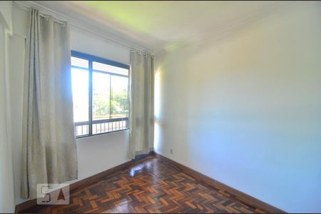 Quarto 2 de apartamento para alugar com 2 quartos, 69m² em Centro, Canoas