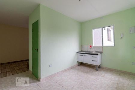 Cozinha de kitnet/studio para alugar com 1 quarto, 27m² em Jardim Paraíso, São Paulo
