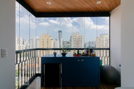 Sala de apartamento à venda com 3 quartos, 150m² em Vila Nova Conceição, São Paulo