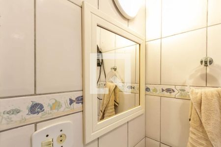 Apartamento à venda com 126m², 3 quartos e 1 vaga Apartamento à venda com 126m², 3 quartos e 1 vagaBanheiro social