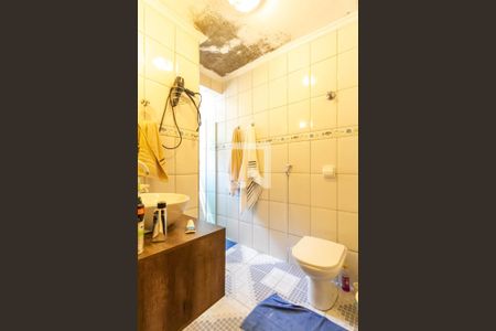 Apartamento à venda com 126m², 3 quartos e 1 vaga Apartamento à venda com 126m², 3 quartos e 1 vagaBanheiro social