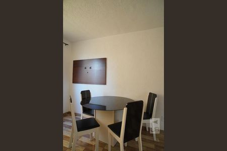 Sala de apartamento à venda com 2 quartos, 40m² em Navegantes, Porto Alegre