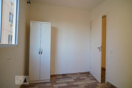 Quarto 2 de apartamento à venda com 2 quartos, 40m² em Navegantes, Porto Alegre