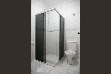 Banheiro de casa para alugar com 2 quartos, 100m² em Vila Progresso (zona Leste), São Paulo