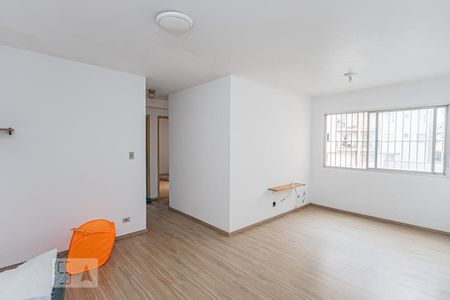 Sala de apartamento para alugar com 3 quartos, 65m² em Vila Marina, São Paulo