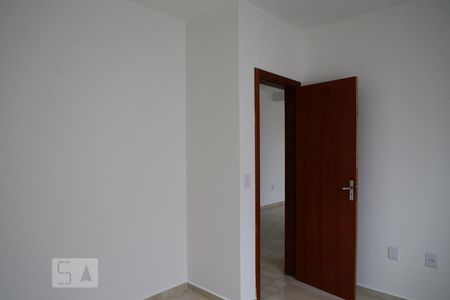 Quarto 2 de apartamento para alugar com 2 quartos, 50m² em Ingleses do Rio Vermelho, Florianópolis