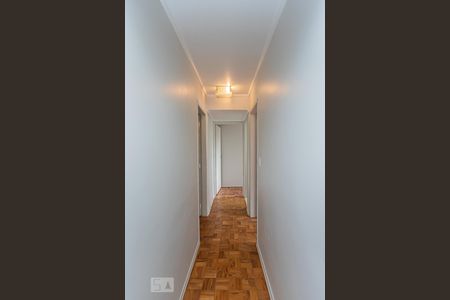 Corredor  de apartamento à venda com 3 quartos, 135m² em Santana, São Paulo