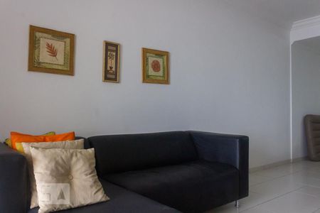 Sala de apartamento para alugar com 3 quartos, 92m² em Mirim, Praia Grande