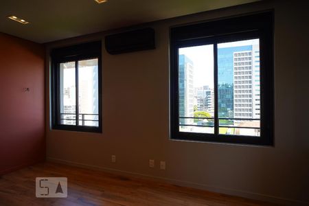 Sala de kitnet/studio para alugar com 1 quarto, 40m² em Auxiliadora, Porto Alegre