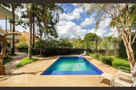 Piscina de casa à venda com 4 quartos, 720m² em Cidade Jardim, São Paulo