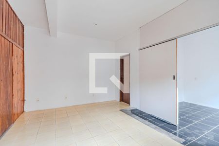 Sala/Cozinha de casa para alugar com 1 quarto, 28m² em Coronel Aparício Borges, Porto Alegre