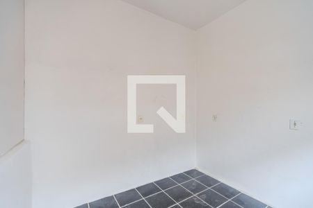 Quarto de casa para alugar com 1 quarto, 28m² em Coronel Aparício Borges, Porto Alegre