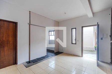 Sala/Cozinha de casa para alugar com 1 quarto, 28m² em Coronel Aparício Borges, Porto Alegre