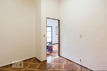 Quarto 1 de casa para alugar com 2 quartos, 70m² em Vila Santa Maria, São Paulo