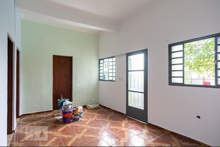 Casa para alugar com 70m², 2 quartos e 1 vagaSala e Cozinha