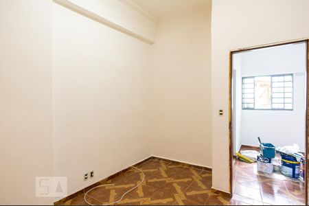 Quarto 1 de casa para alugar com 2 quartos, 70m² em Vila Santa Maria, São Paulo