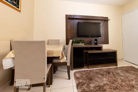 Sala de apartamento para alugar com 2 quartos, 52m² em Campo Comprido, Curitiba