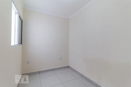 Quarto 1 de kitnet/studio para alugar com 2 quartos, 45m² em Parque São Jorge, São Paulo