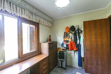 Quarto 1 de apartamento à venda com 3 quartos, 250m² em Nonoai, Porto Alegre