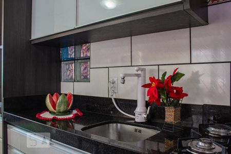 Casa à venda com 107m², 2 quartos e 4 vagas Casa à venda com 107m², 2 quartos e 4 vagasCozinha - Torneira