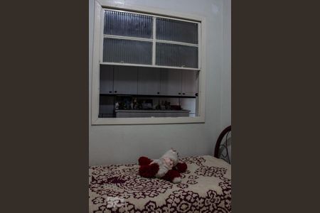 Casa à venda com 107m², 2 quartos e 4 vagas Casa à venda com 107m², 2 quartos e 4 vagasQuarto