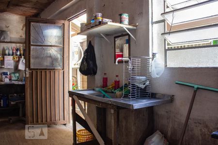 Casa à venda com 107m², 2 quartos e 4 vagas Casa à venda com 107m², 2 quartos e 4 vagasDetalhe Garagem