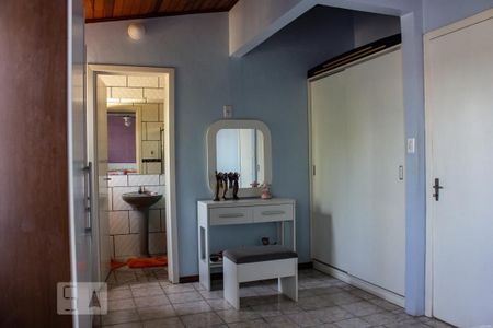 Casa à venda com 107m², 2 quartos e 4 vagas Casa à venda com 107m², 2 quartos e 4 vagasQuarto Suíte