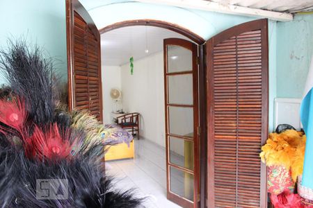 Varanda do Quarto 1 de casa à venda com 2 quartos, 193m² em Jardim Itapemirim, São Paulo