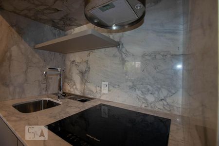 Cozinha de kitnet/studio para alugar com 1 quarto, 37m² em Petrópolis, Porto Alegre