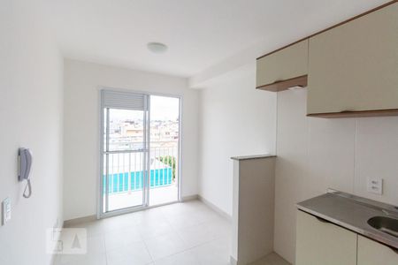 Sala/Cozinha de kitnet/studio para alugar com 1 quarto, 31m² em Vila Ema, São Paulo