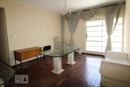 Apartamento à venda com 127m², 3 quartos e sem vagaSala