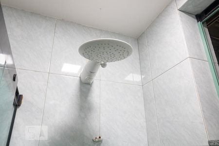 Casa à venda com 130m², 3 quartos e sem vaga Casa à venda com 130m², 3 quartos e sem vagaBanheiro do Corredor