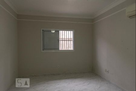 Suíte de casa à venda com 3 quartos, 200m² em Chácara São Domingos, Campinas