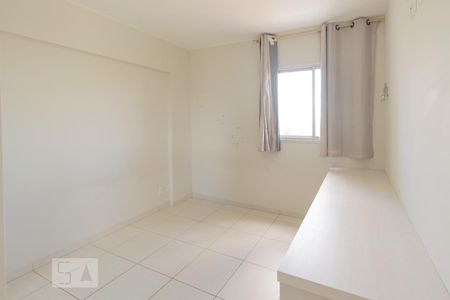 Quarto 2 de apartamento para alugar com 2 quartos, 55m² em Samambaia Norte (samambaia), Brasília