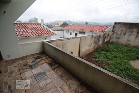 Sacada Sala de casa para alugar com 3 quartos, 390m² em Vila Cacilda, Jundiaí