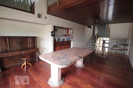 Sala de casa para alugar com 3 quartos, 390m² em Vila Cacilda, Jundiaí