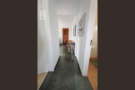 Corredor de apartamento à venda com 2 quartos, 60m² em Chácara da Barra, Campinas