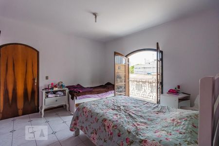 Casa à venda com 325m², 4 quartos e 2 vagas Casa à venda com 325m², 4 quartos e 2 vagasSuíte 3