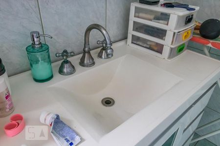 Casa à venda com 325m², 4 quartos e 2 vagas Casa à venda com 325m², 4 quartos e 2 vagasSuíte 3