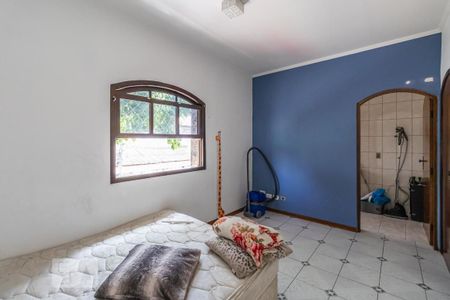 Casa à venda com 325m², 4 quartos e 2 vagas Casa à venda com 325m², 4 quartos e 2 vagasSuíte 2