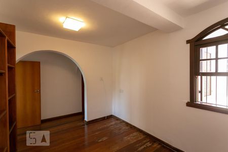 Copa de casa para alugar com 3 quartos, 230m² em Santa Tereza, Belo Horizonte