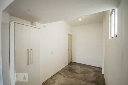 Suíte de apartamento para alugar com 3 quartos, 150m² em Centro, Campinas