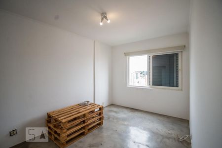 Suíte de apartamento para alugar com 3 quartos, 150m² em Centro, Campinas