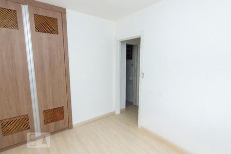 Quarto 1 de apartamento à venda com 2 quartos, 50m² em Jardim Itu, Porto Alegre