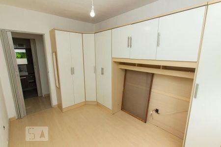 Quarto 2 de apartamento à venda com 2 quartos, 50m² em Jardim Itu, Porto Alegre