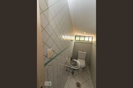 Banheiro de casa à venda com 3 quartos, 134m² em Jardim Vila Formosa, São Paulo
