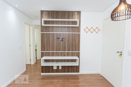 Sala de apartamento para alugar com 2 quartos, 43m² em Freguesia do Ó, São Paulo