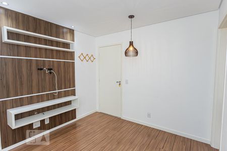 Sala de apartamento para alugar com 2 quartos, 43m² em Freguesia do Ó, São Paulo